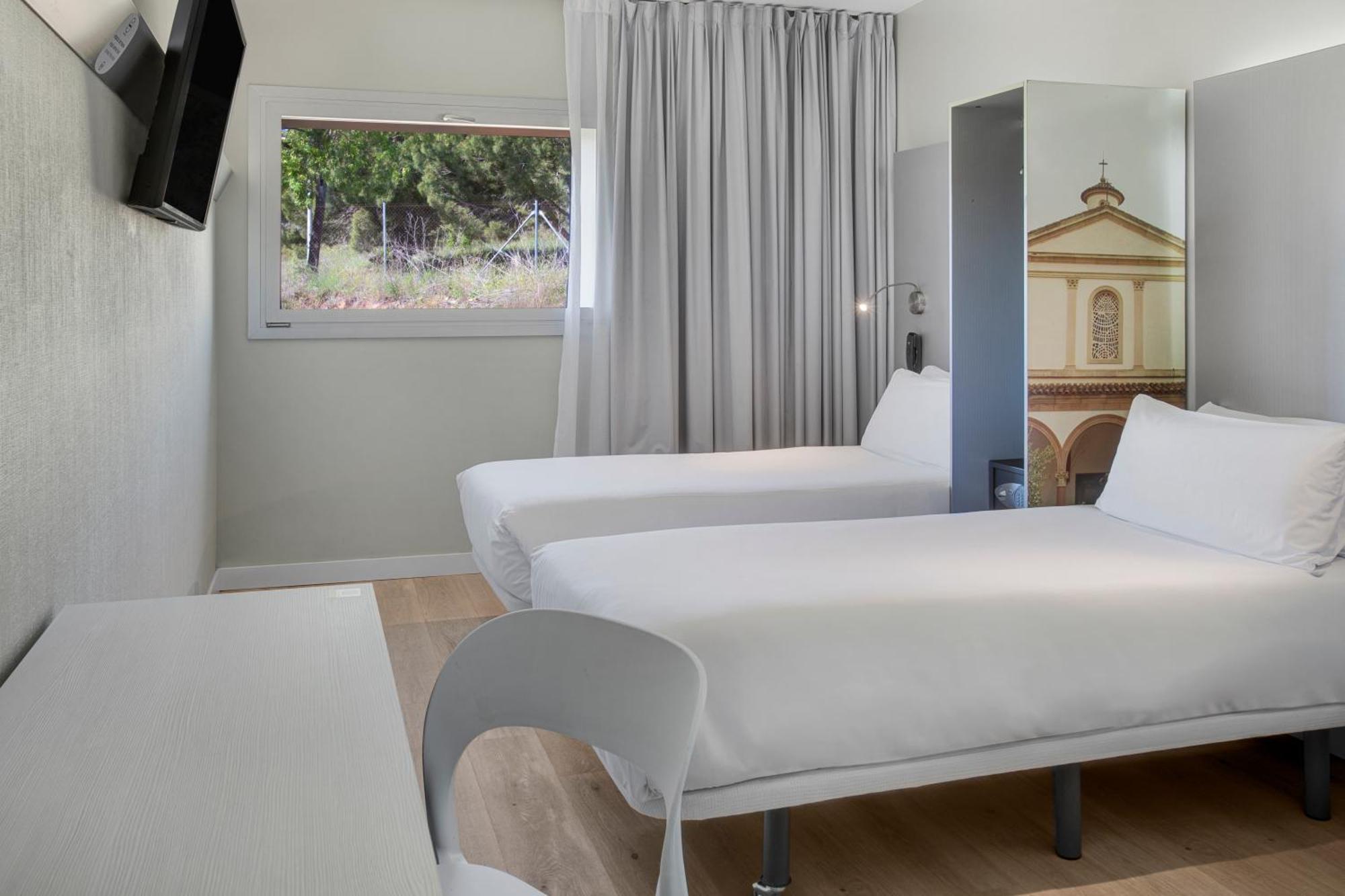 B&B Hotel Figueres Figueres  Buitenkant foto