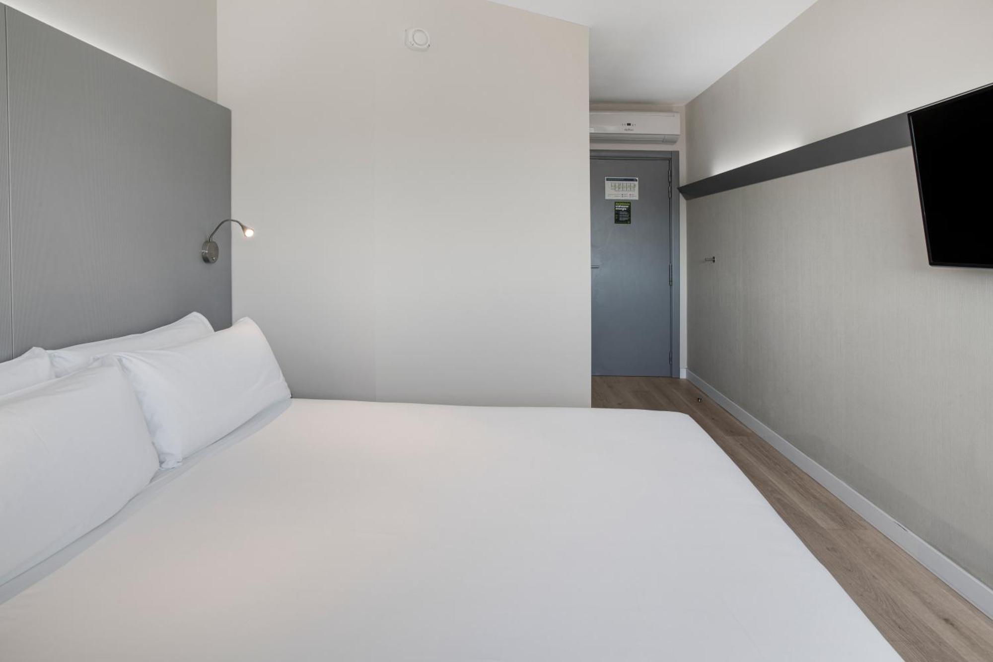 B&B Hotel Figueres Figueres  Buitenkant foto