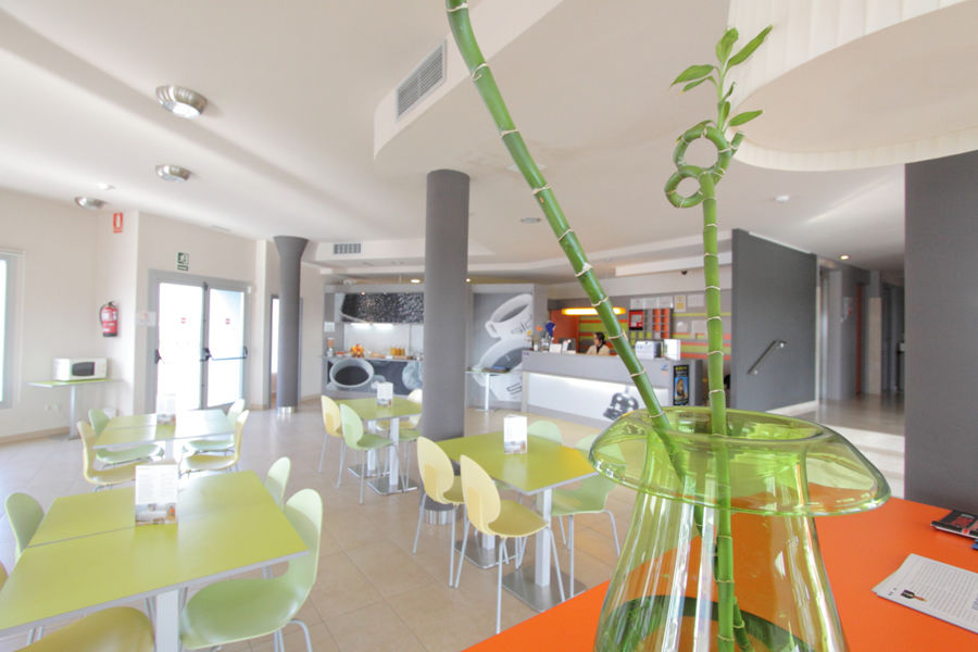 B&B Hotel Figueres Figueres  Buitenkant foto